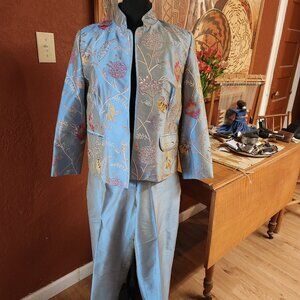 Draper's & Damon's Petite Silk Embroidered Pant Suit size s/m